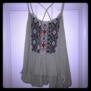 Clothes at 5$ each mustgo fast traveling in 1 week